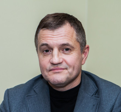 Олег  Моторин